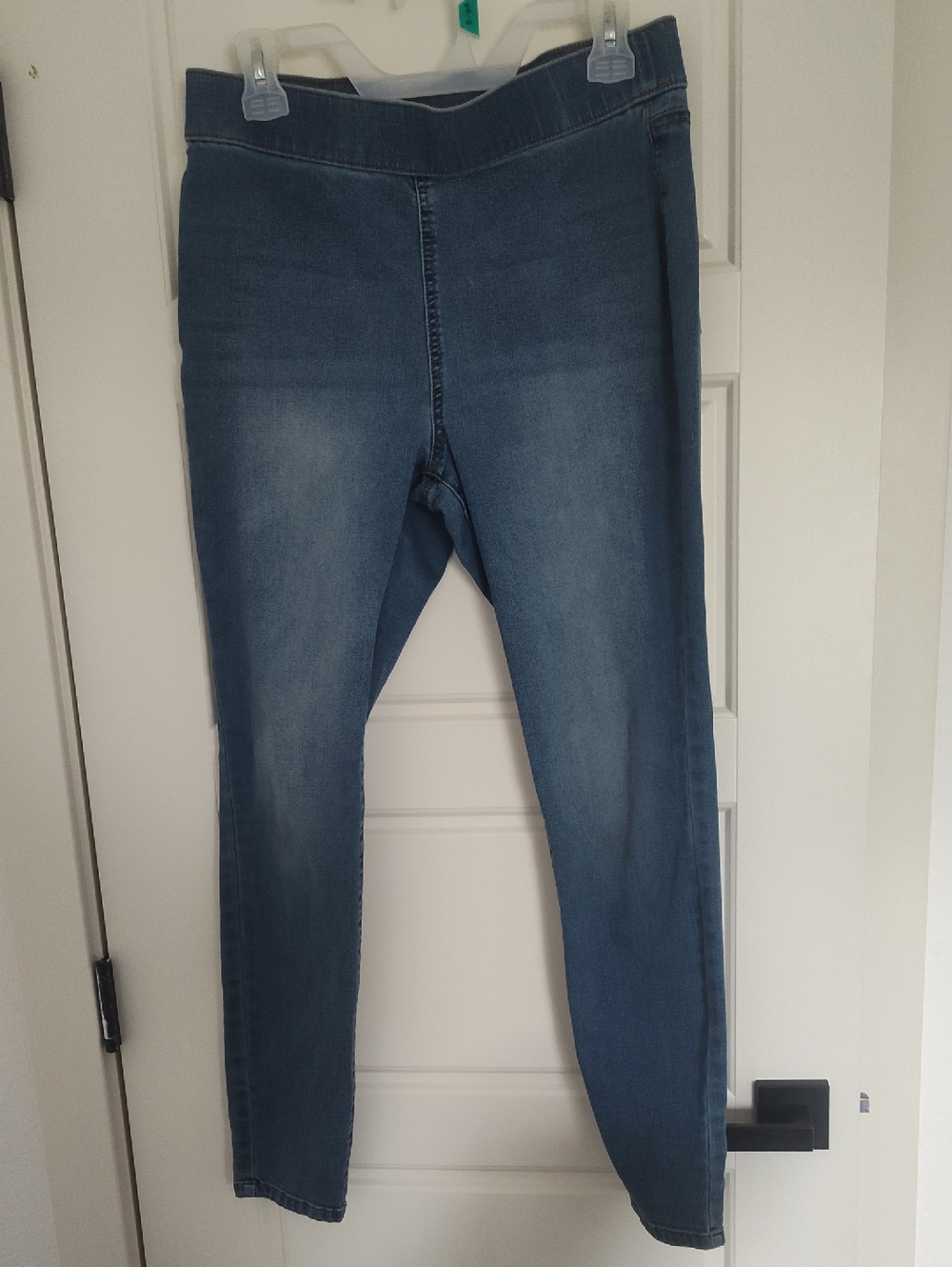 Women’s Stretch Blue Jeggings - Pull-On Slim Fit